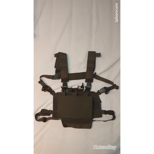 Chest rig modulable vert fonc� TBE