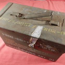 Caisse vide sans munitions en l'&eacute;tat