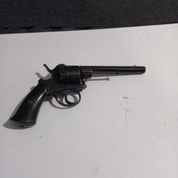 r&eacute;volver &agrave; broches 12 mm