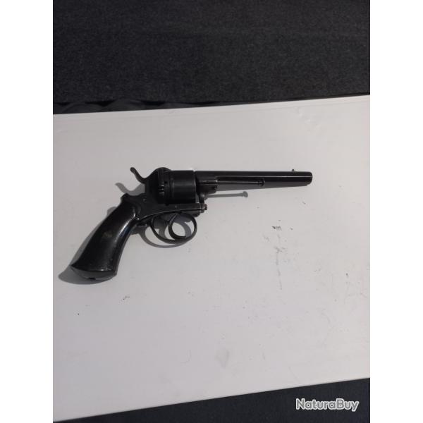 r�volver � broches 12 mm