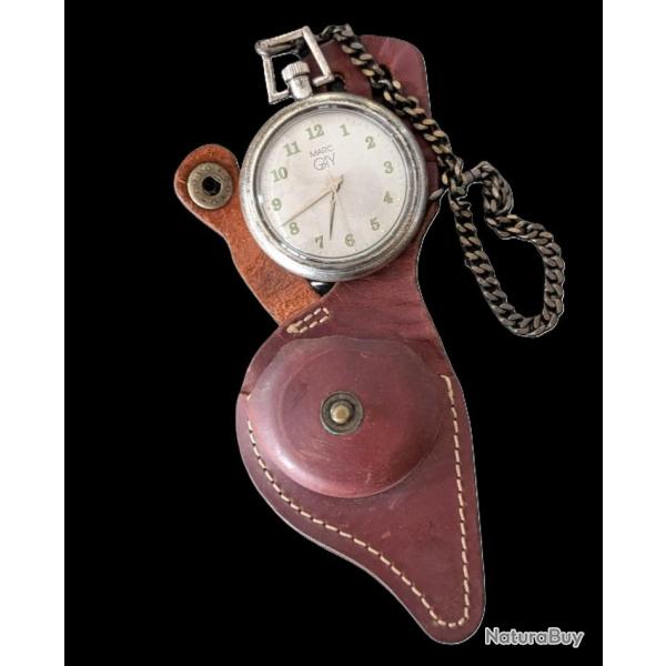 MONTRE GOUSSET TYPE WESTERN ETUI EN CUIR SORTIE DE GRENIER