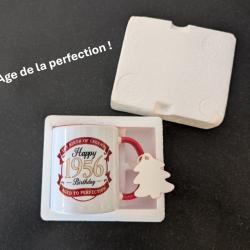 MUG VINTAGE 1956 POUR MARQUER L'ANNIVERSAIRE 1956-2026 = 70 ANS CETTE ANNEE ! UNIQUE EXEMPLAIRE