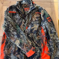 Veste Harkila gore tex pour traqueur ou post&eacute; .