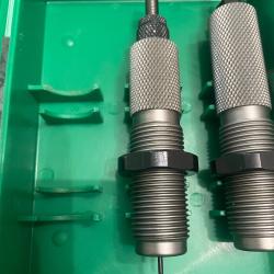 Jeux d'outils RCBS 7mm Rem Magnum.