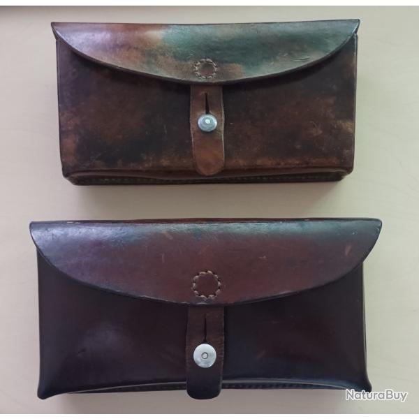 Lot de deux cartouchi�res r�glementaires suisses pour le Sturmgewehr 57