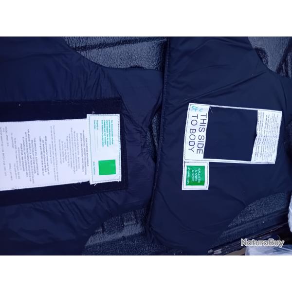 Ench�re lot de 2 plaques balistiques contre les armes de poings et les lames AEGIS 50X30 et 44x30 cm