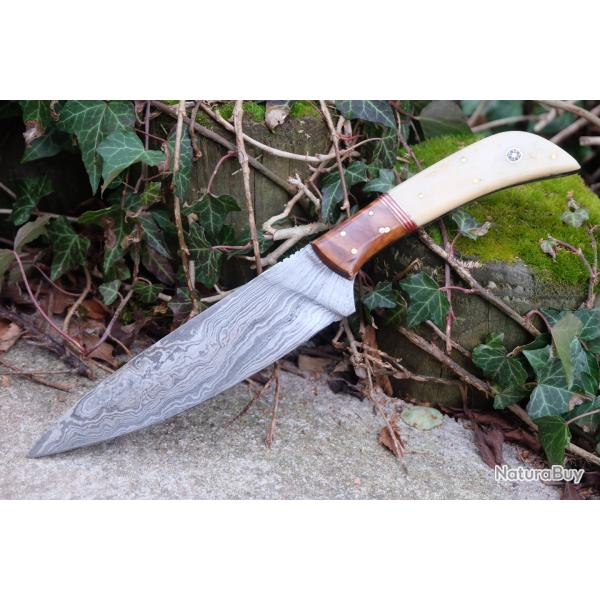 Couteau De Cuisine Style Japonais Lame Acier Damas 256 Couches Manche Bois/Os Fabric Artisanale 01