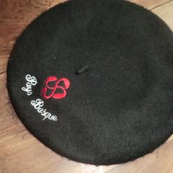b&eacute;ret pays basque brod&eacute; 100% laine