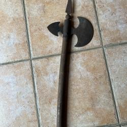 Reproduction hache du moyen &acirc;ge