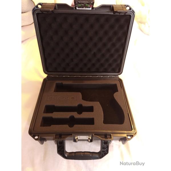 Malette pistolet, arme de point, fermeture � code. �tanche antichoc