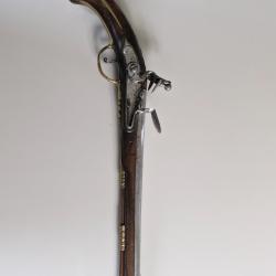 Grand pistolet silex cavalerie vers 1700 debut 18eme
