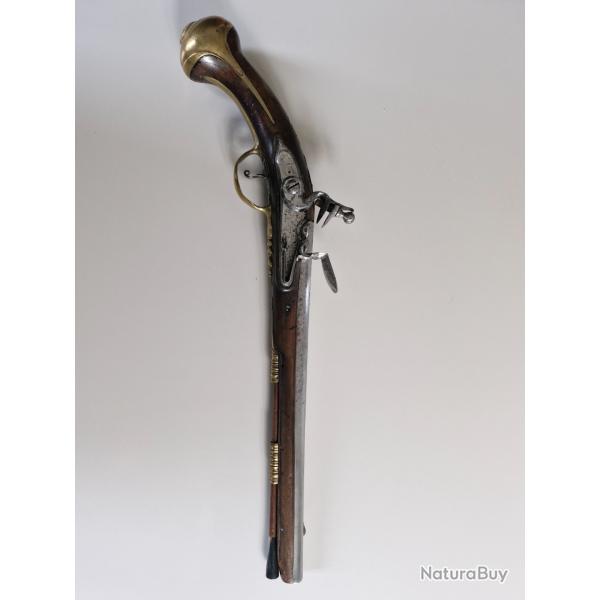 Grand pistolet silex cavalerie vers 1700 debut 18eme