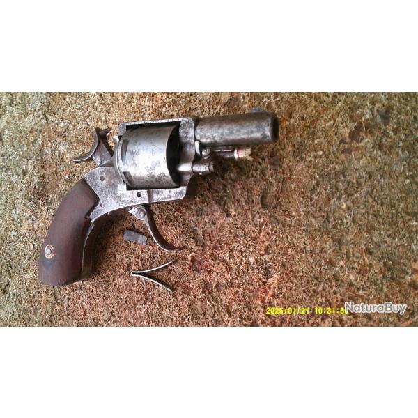 REVOLVER DE POCHE BULLDOG 6 coups calibre 320