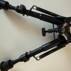 1 Bipied type Harris  6 &agrave; 9 pouces