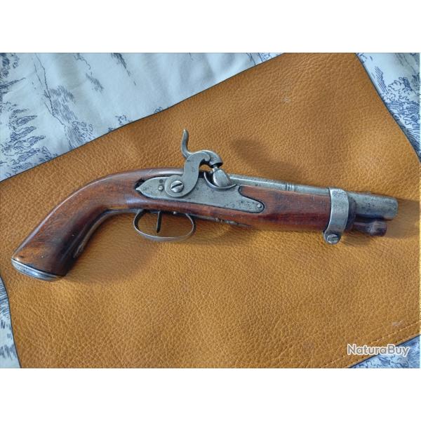 Pistolet percussion poudre noir, pas d'information sur l'origine.