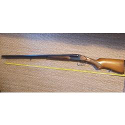 Fusil juxtapos&eacute; Baikal calibre 12.