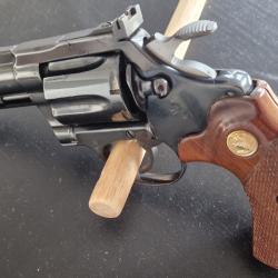 Colt Diamondback 38 Special 4" PIECE DE COLLECTION