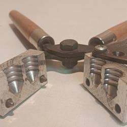 Moule &agrave; balle 2 Cavit&eacute;s Real Cal. 58