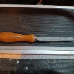 Fendante a t&ecirc;te de vis professionnelle Peugeot fr&egrave;res armurier horloger etc