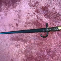 Superbe bayonnette Gras 1874 de Marine . Fabrication Deny Paris 1881 .