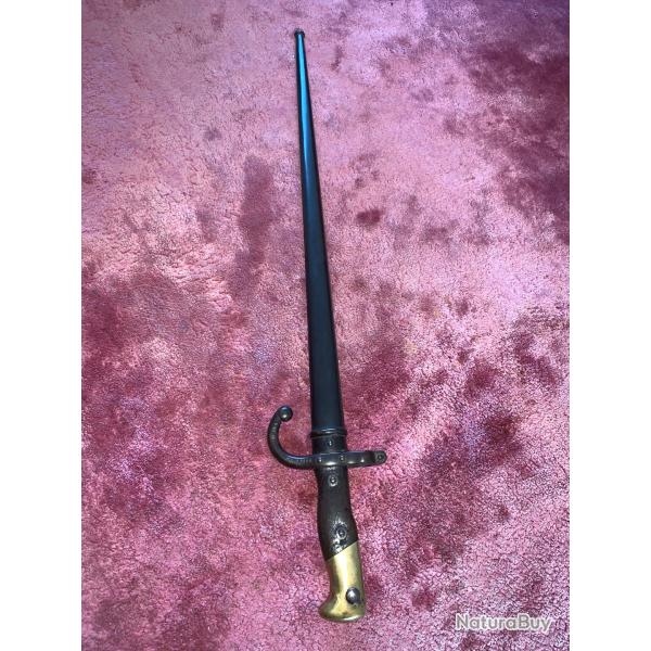 Superbe bayonnette Gras 1874 de Marine . Fabrication Deny Paris 1881 .