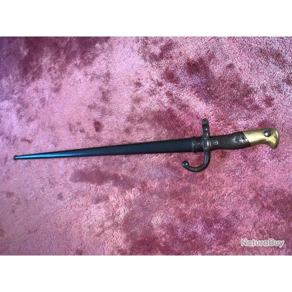 Superbe bayonnette Gras 1874 de Marine . Fabrication Deny Paris 1881 .