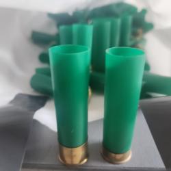 Douille . calibre 16  amorc&eacute;e  longueur 67 et 70  et culot de 8 et 16 mm  .(Par 200 )