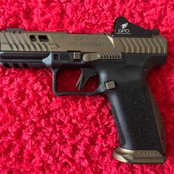 CANIK TTI Combat  * &Eacute;TAT NEUF *