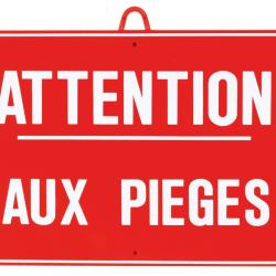 ATTENTION PIGE DIM 28 X 20 CM, ROUGE