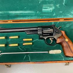 SMITH&WESSON model 29-2 calibre 44 MAG tr&egrave;s bel &eacute;tat