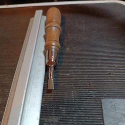 Ancien petit tournevis armurier  id&eacute;al coffret pistolet   revolver ancien ou collection 3