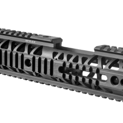 Garde-main allong&eacute; en aluminium avec 4 Rails Picatinny pour M4