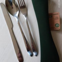 A SAISIR - Jeu de 3 couverts nomades de qualit&eacute; en inox dans pochon de transport zipp&eacute;