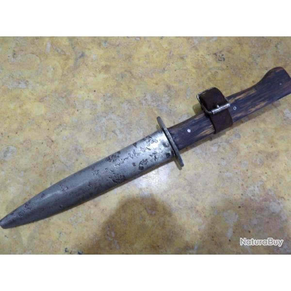 couteau combat de botte de tranch�e ww1 premi�re guerre Prusse Allemagne Allemand bois avec manque