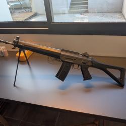 Sig 550 Swiss arm r&eacute;plique airsoft  a bille 6mm AEG