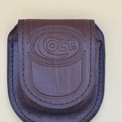 COLT Pochette &agrave; amorces ou bo&icirc;te &agrave; amorcesBo&icirc;te vide