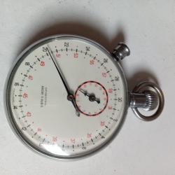 chronometre a du mal a d&eacute;marrer une fois reparti fonctionne normalement