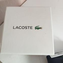 montre lacoste walter resistanr 50 m, aiguille en or rose neuf avec boite d'origine