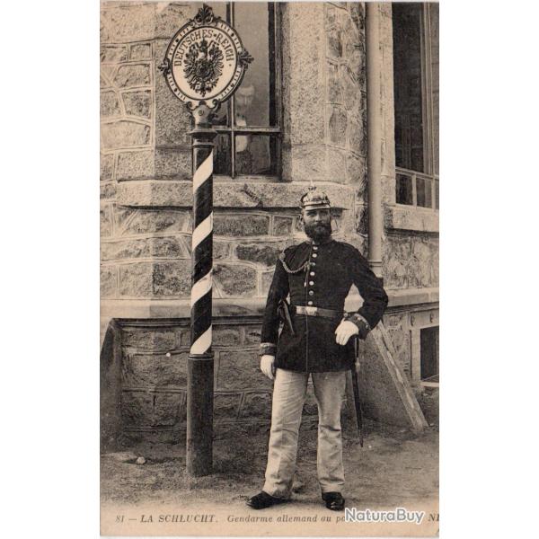 CPA - LA SCHLUCHT. Gendarme allemand au poteau fronti�re -N�7182