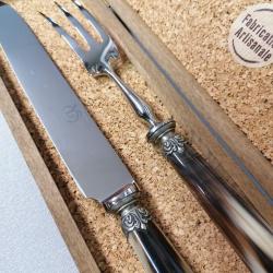 Coffret veneur  service &agrave; d&eacute;couper corne blonde v&eacute;ritable