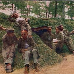 CPA - Un Groupe Soldats Allemands -N&deg;7184