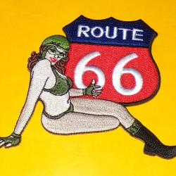 TISSU PATCH :  ROUTE 66   , DIAMETRE 8 CM , BON ETAT VOIR PHOTO . POUR TOUT RENSEIGNEMENT ME CONTACT