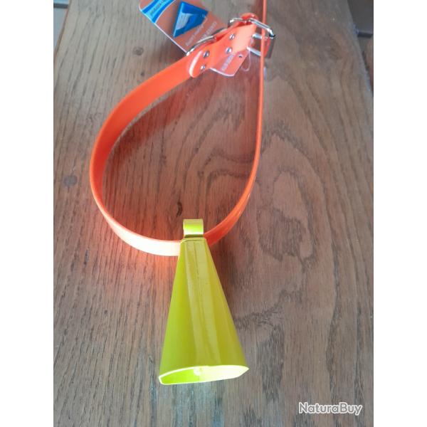 Lot cloche 70 mm et collier 50 cm