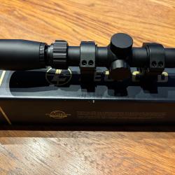 Lunette LEUPOLD 1,5-4 x 20 &eacute;tat neuf avec montage Picatinny