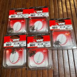 LOT P&Ecirc;CHE 50 HAME&Ccedil;ONS TRIPLE VMC PREDATOR CARNASSIER N8 et n10