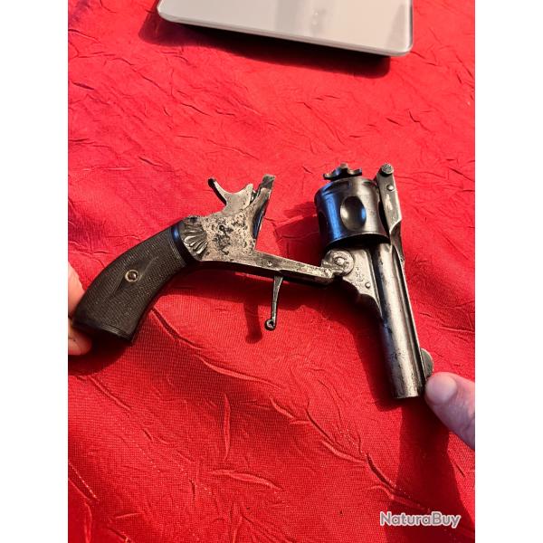 Revolver 320 � brisure