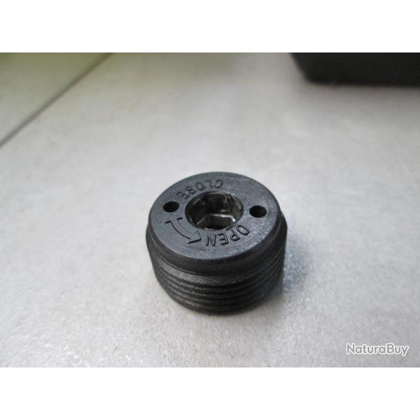 Bouchon Vis de chargeur co2 KWC  (I8)