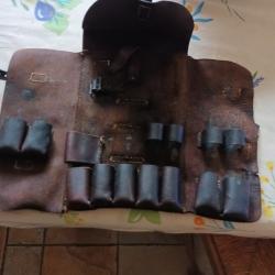 Porte lance fus&eacute;e en cuir M 1918