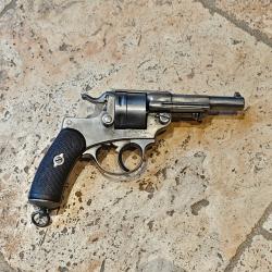 Revolver r&eacute;glementaire 1873 saint Etienne cat d