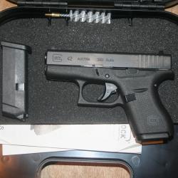 PISTOLET GLOCK 42 CALIBRE 380 AUTO